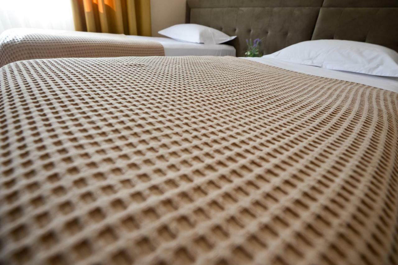 Hotel Niku 티라나 외부 사진